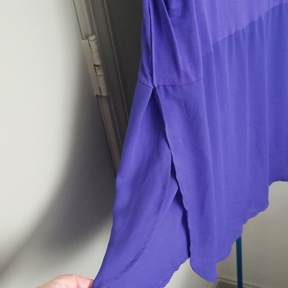 Tunic - Picture 4 of 7